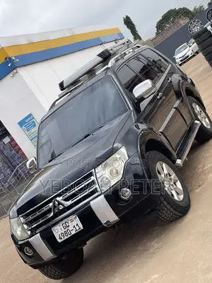 Mitsubishi Pajero 2011 Black