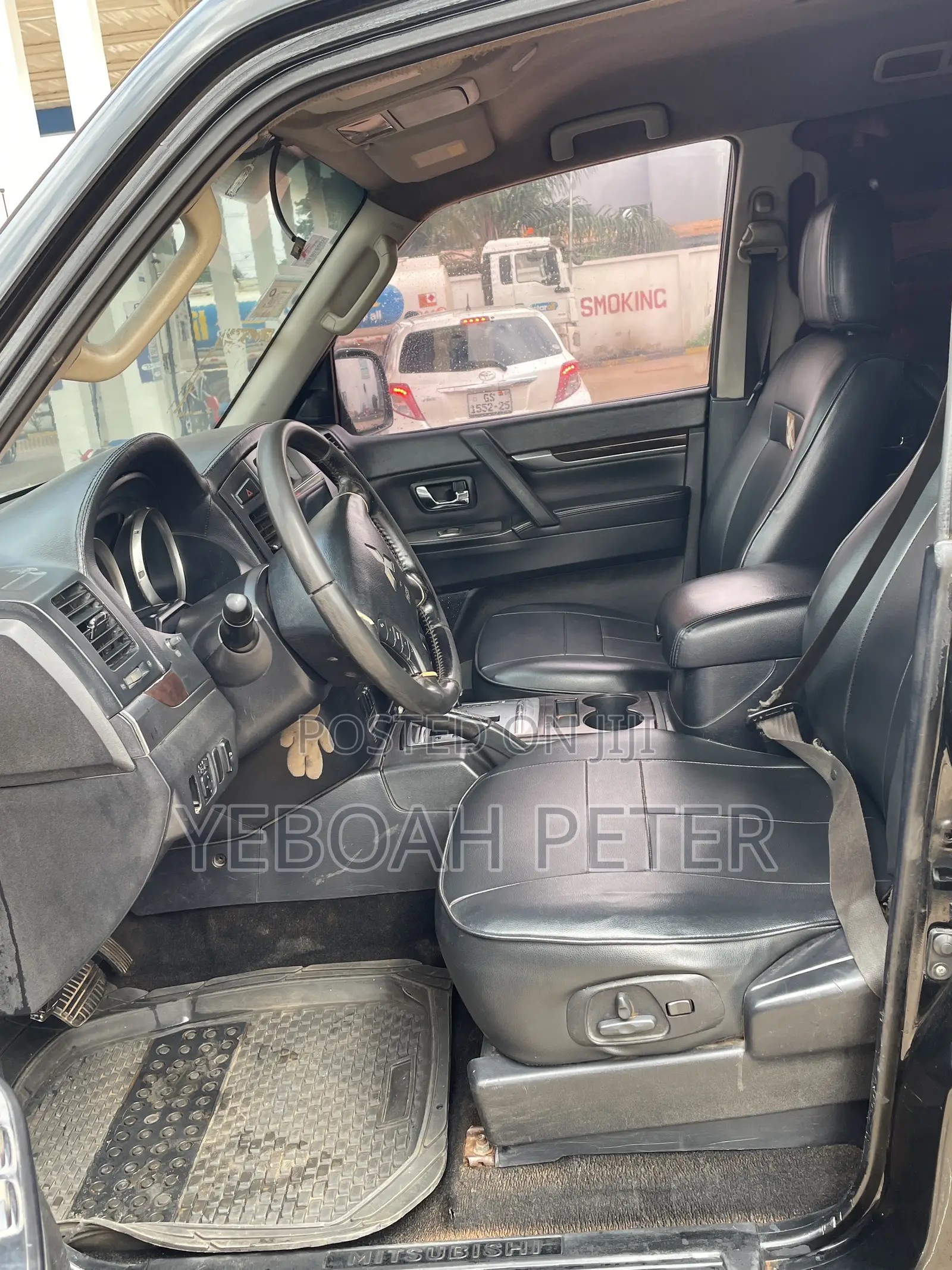 Mitsubishi Pajero 2011 Black