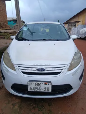 Ford Fiesta SE Hatchback 2012 White