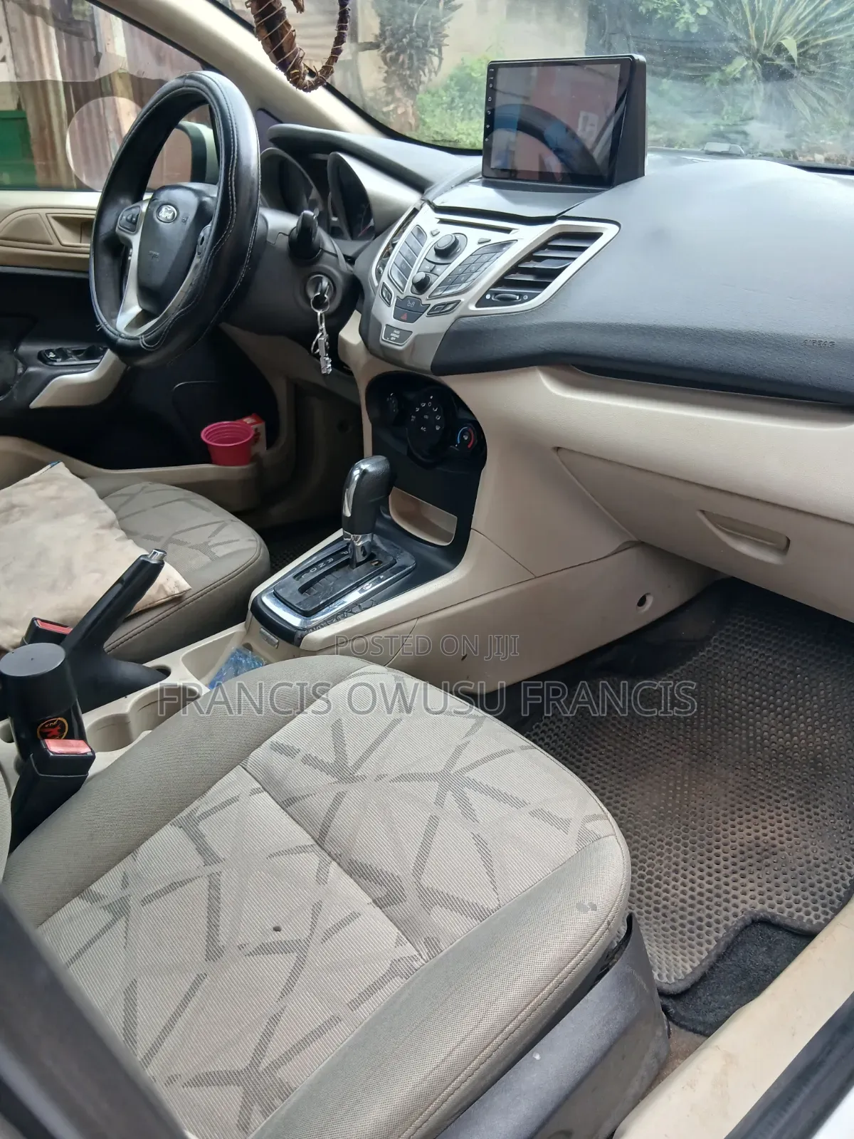 Ford Fiesta SE Hatchback 2012 White