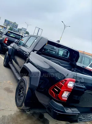 New Toyota Hilux Active (Diesel) 2026 Black