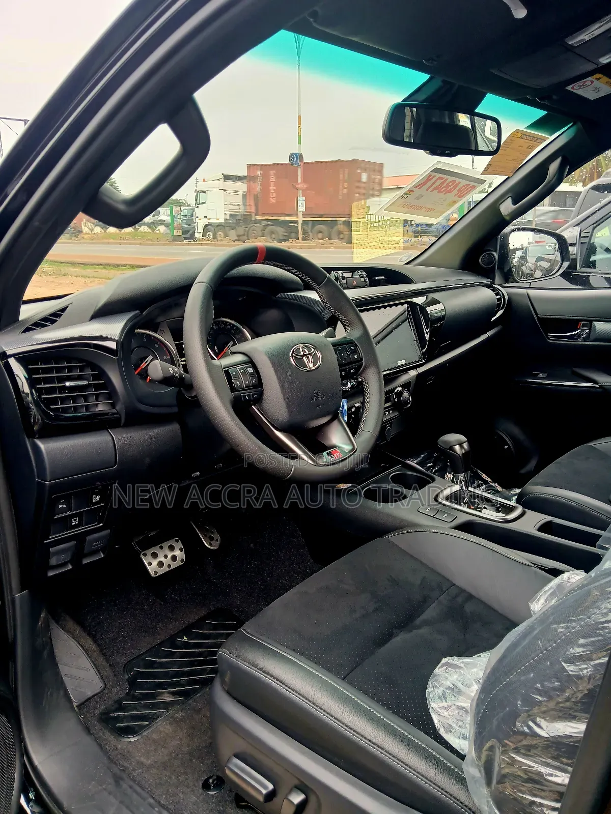 New Toyota Hilux Active (Diesel) 2026 Black