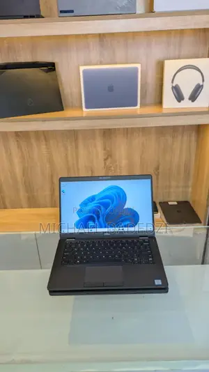 Laptop Dell Latitude 5300 8GB Intel Core i5 SSD 256GB