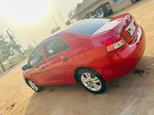 Toyota Belta 2009 Red