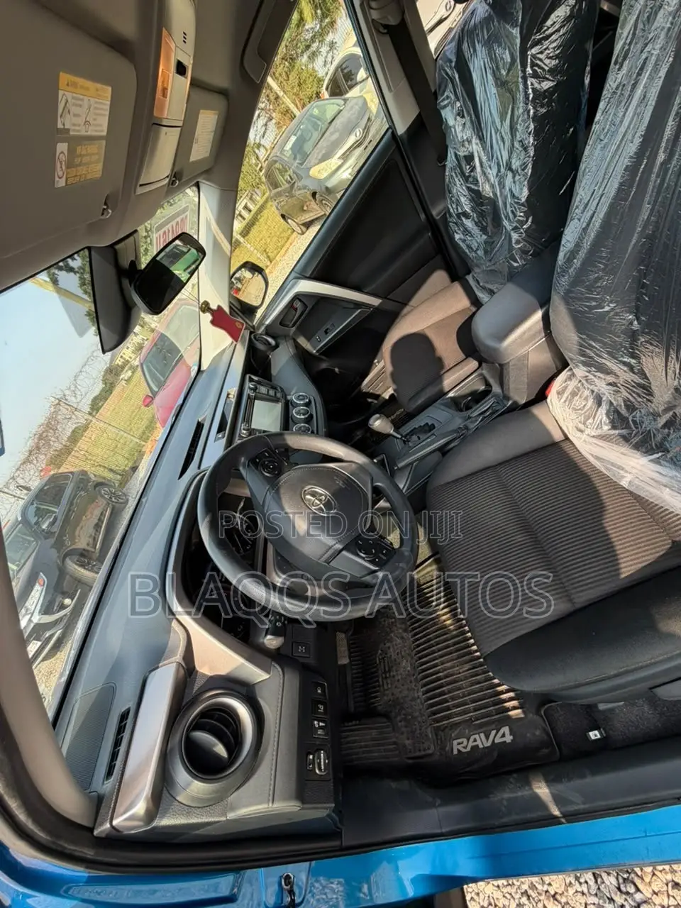 Toyota RAV4 2018 Blue