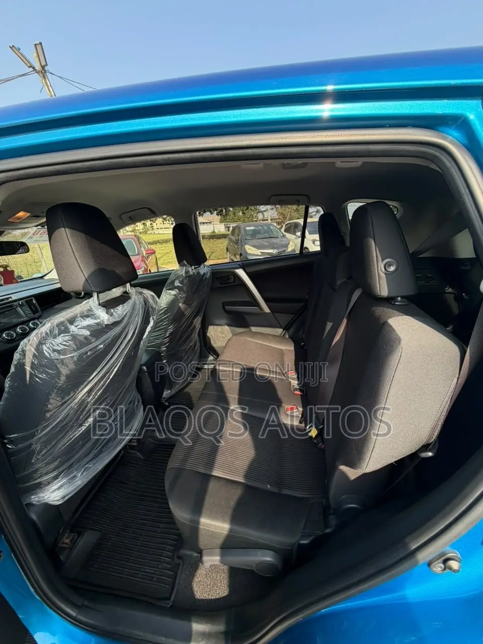 Toyota RAV4 2018 Blue