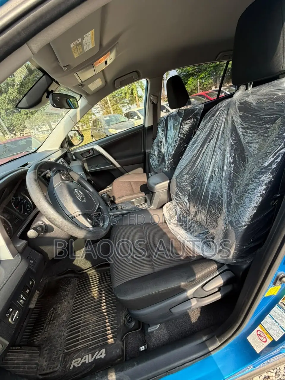 Toyota RAV4 2018 Blue