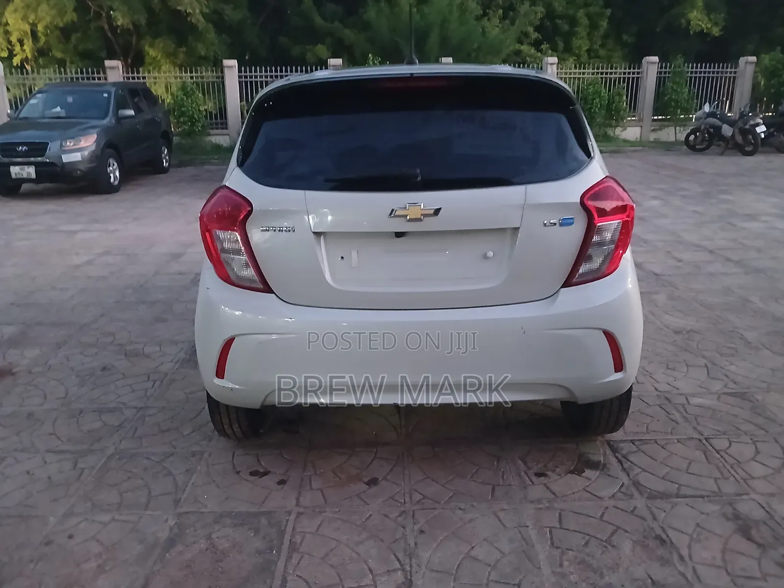 Chevrolet Spark 2016 Beige