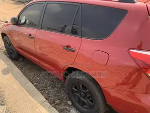 Toyota RAV4 2009 Red