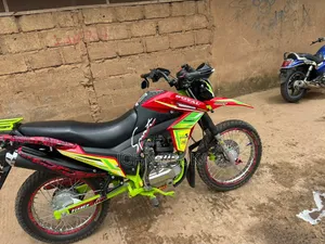 Royal Racer 2026 Red
