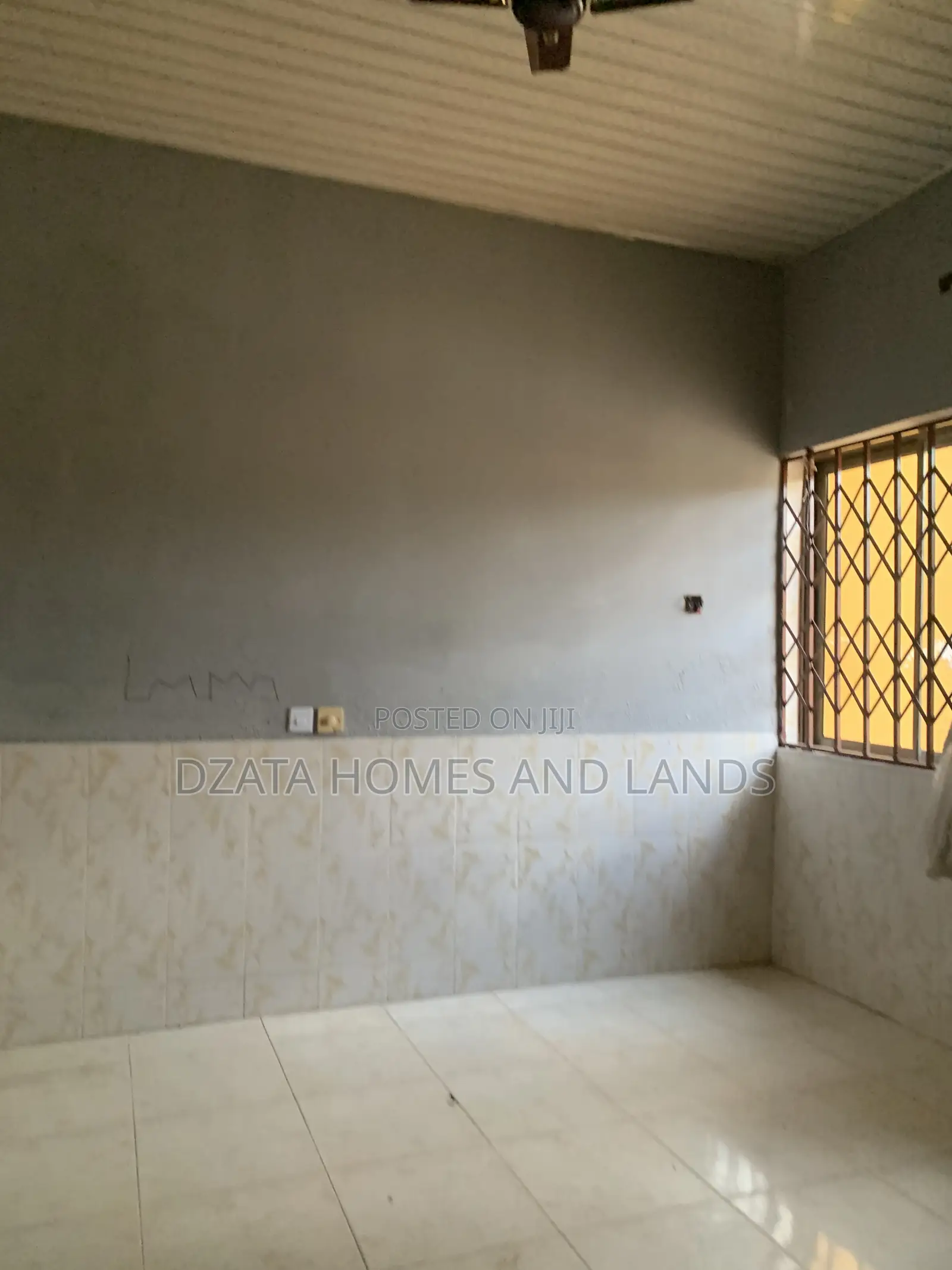 5bdrm House in Basket, Spintex for sale