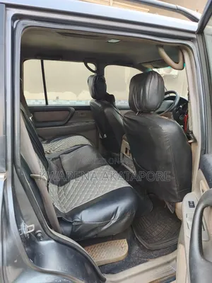 Toyota Land Cruiser 2006 Black