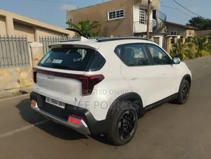 New Kia Sonet 2025 White