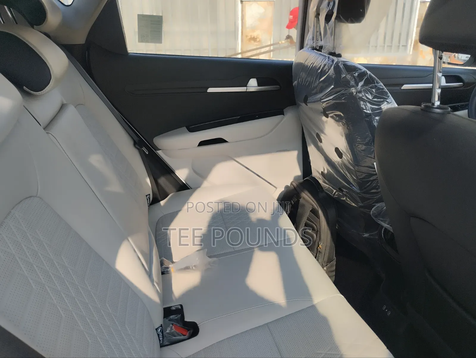 New Kia Sonet 2025 White