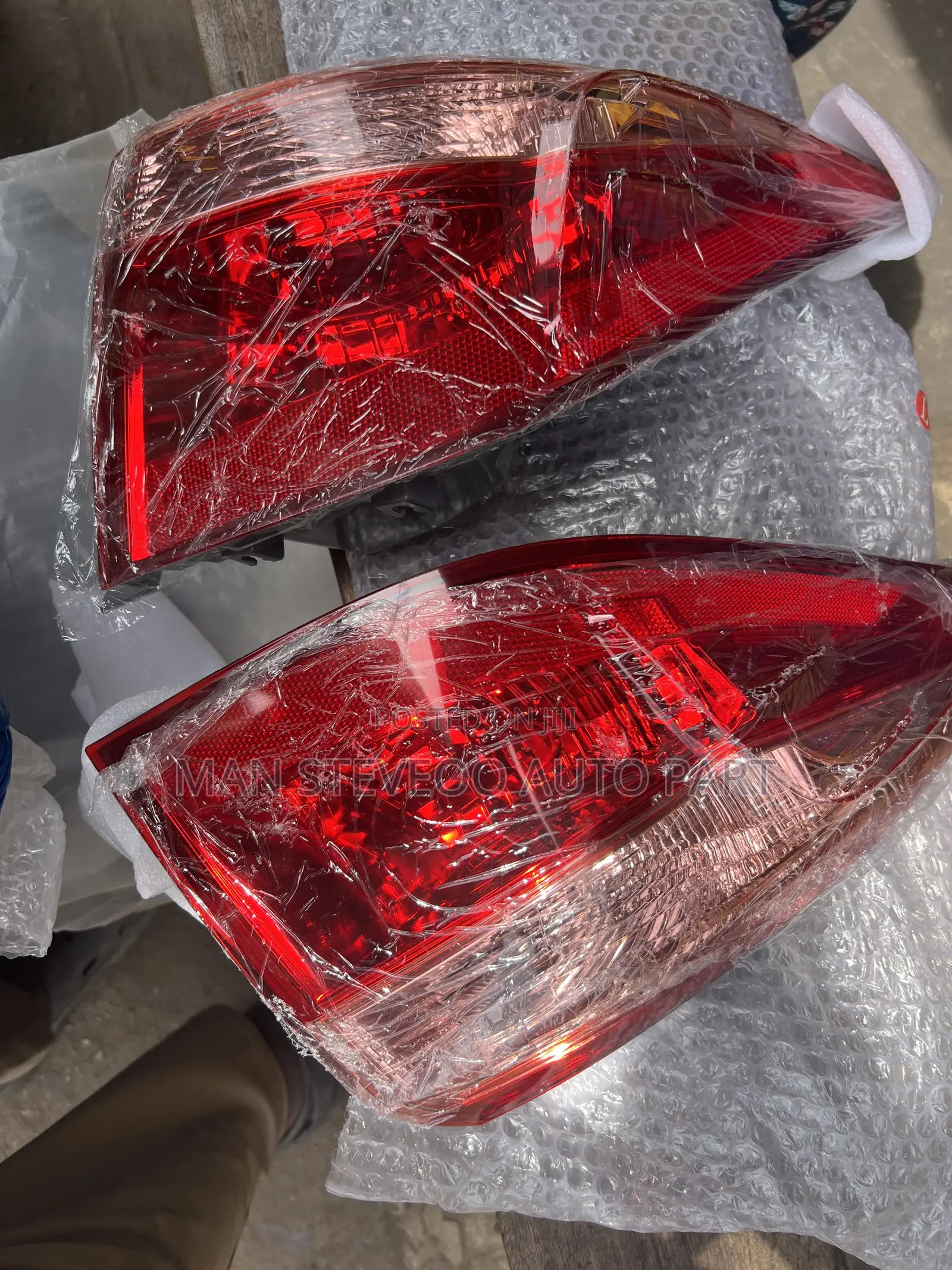 Toyota Corolla Tail Lights 2017-2019 LE/CE Pair