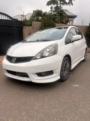 Honda Fit Automatic 2012 White