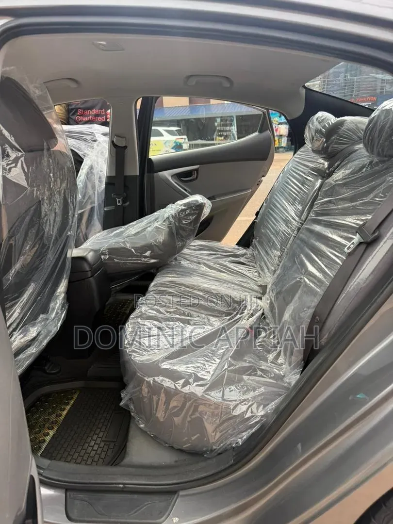 Hyundai Elantra Limited Sedan FWD (1.8L 4cyl 6A) 2013 Gray