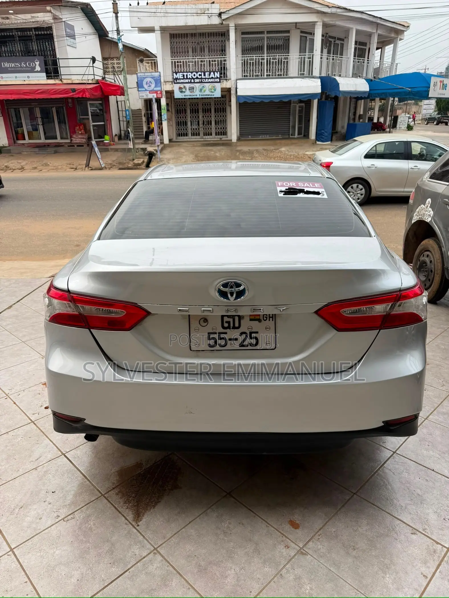 Toyota Camry 2019 Gray