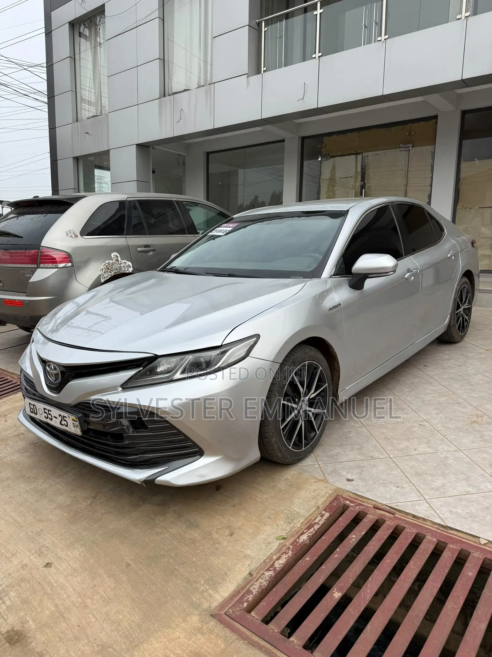 Toyota Camry 2019 Gray