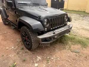 Jeep Wrangler Sahara 4x4 2017 Black