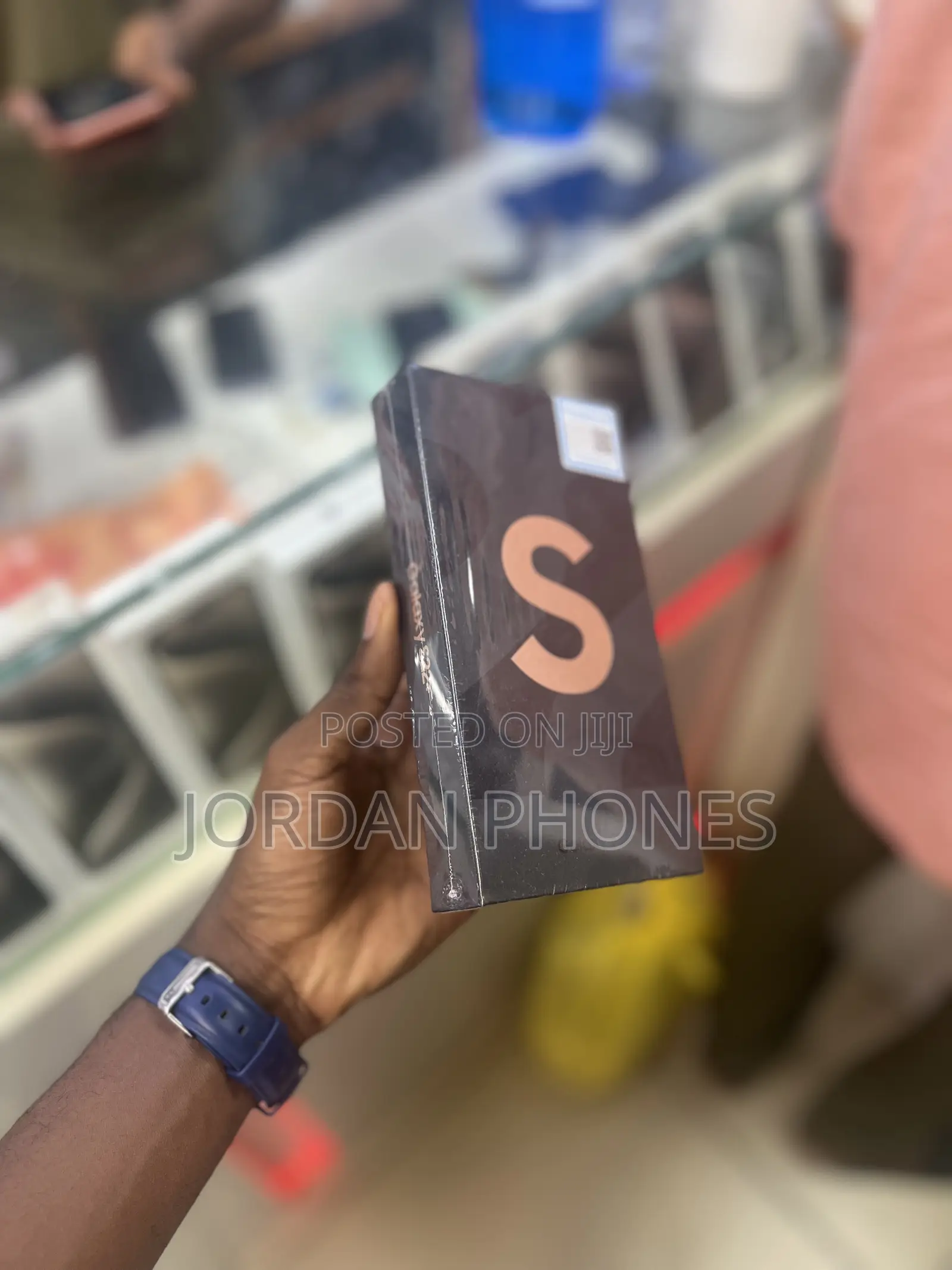 New Samsung Galaxy S22+ 5G 256 GB Gold