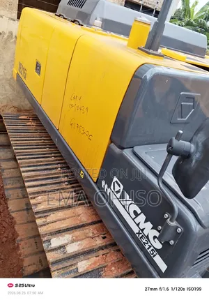 Heavy Duty Excavator Machine for Sale