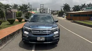 Honda Pilot Touring 4dr SUV 4WD (3.5L 6cyl 9A) 2017 Blue