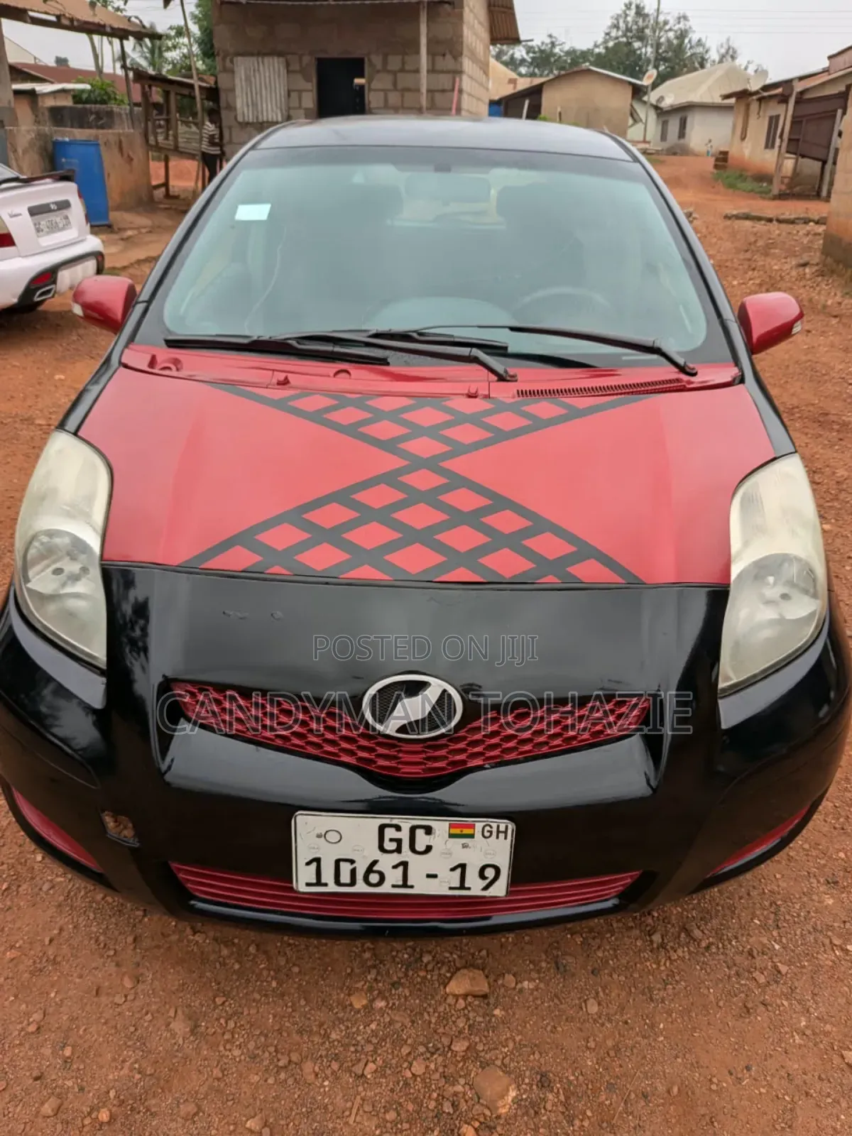 Toyota Vitz 1.0 FWD 5dr 2010 Black