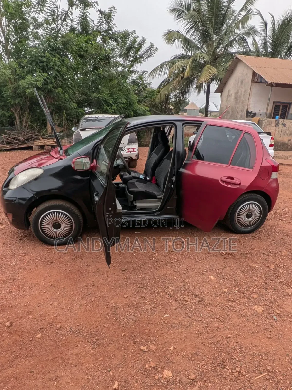 Toyota Vitz 1.0 FWD 5dr 2010 Black