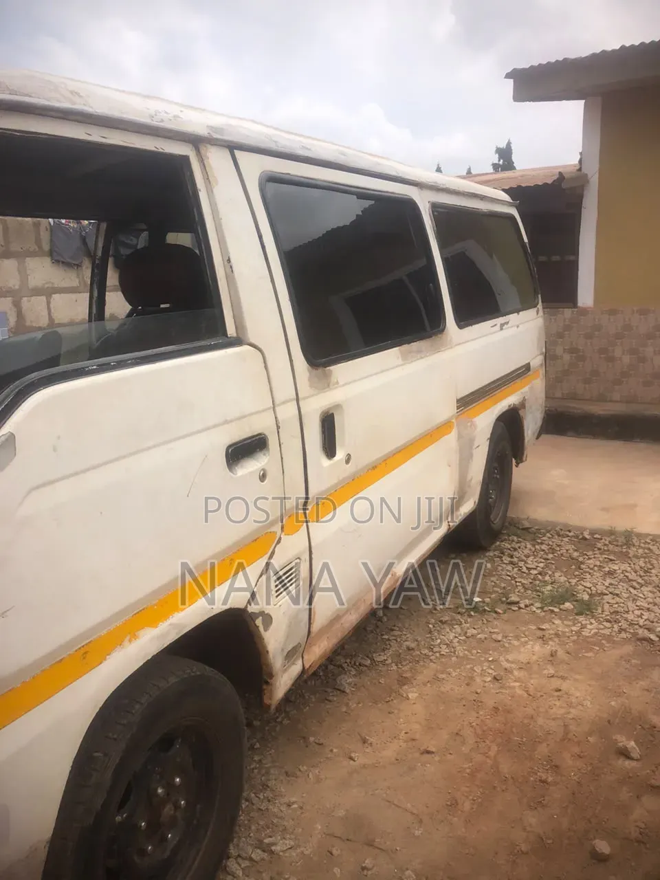 Nissan Caravan (Urvan) 1997 White