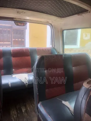 Nissan Caravan (Urvan) 1997 White