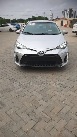 Toyota Corolla 2017 Silver