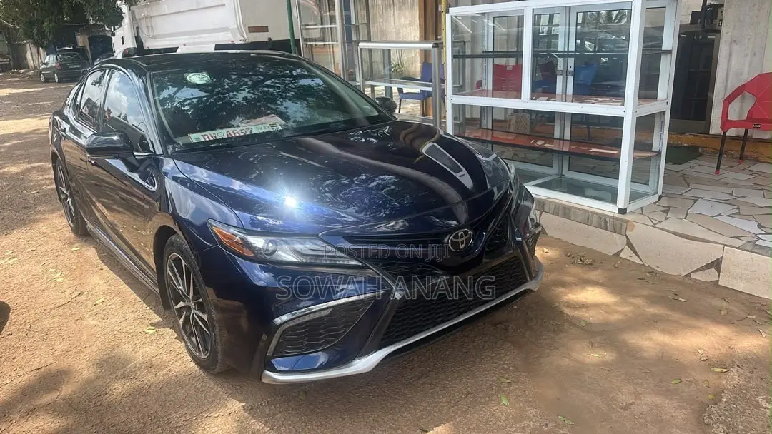 Toyota Camry 2023 Blue