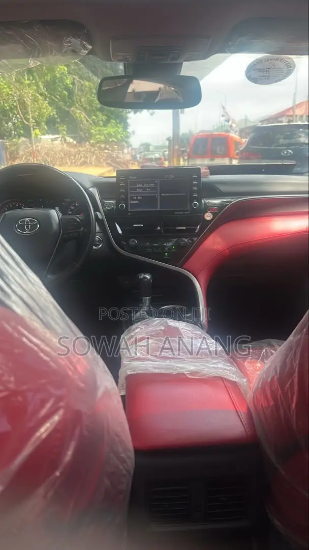 Toyota Camry 2023 Blue