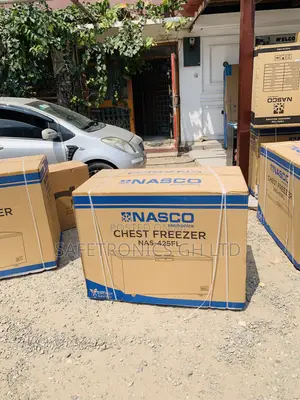 Newest Update Nasco NAS-425FL 318-Liter Single-Door Chest Freezer