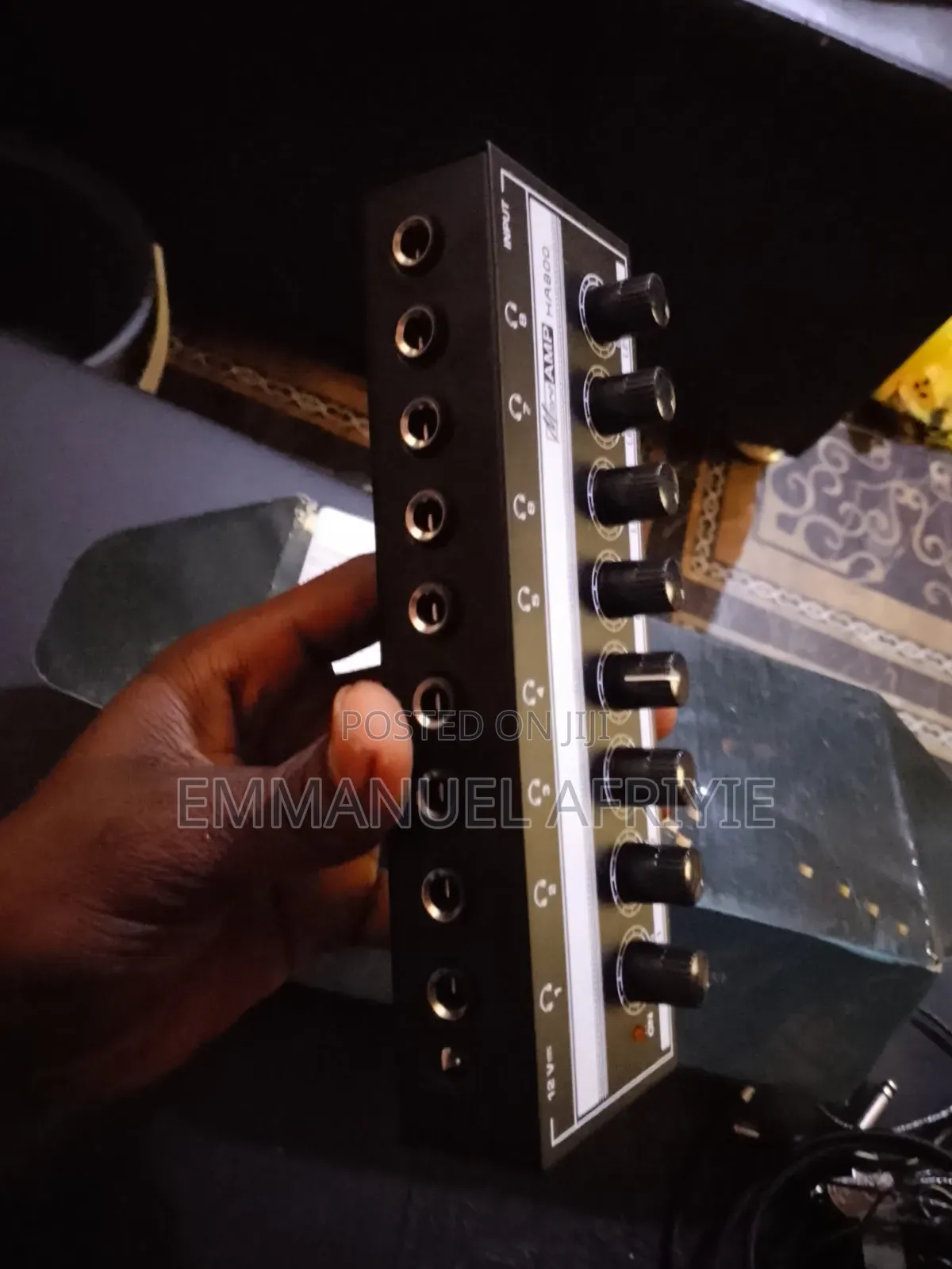 Professional 8-Channel Audio Amplifier / Level Controller