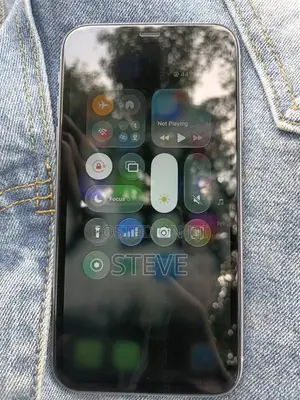 New Apple iPhone 11 64 GB Purple
