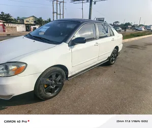 Toyota Corolla 2006 White