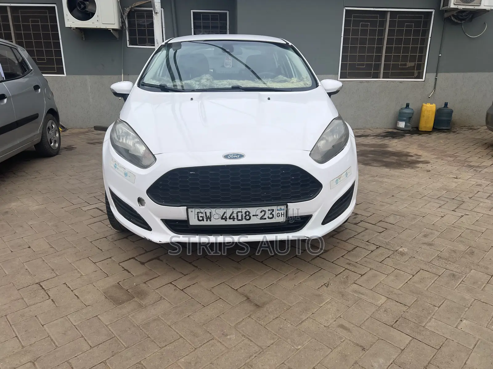 Ford Fiesta S 4dr Sedan (1.6L 4cyl 5M) 2015 White