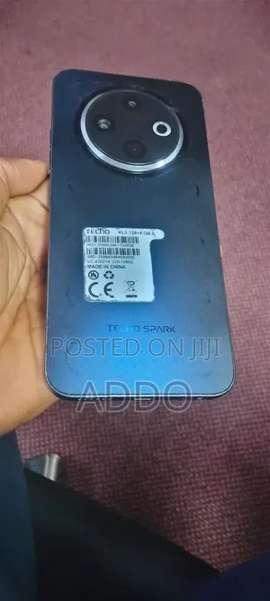 Tecno Spark 30C 128 GB Black