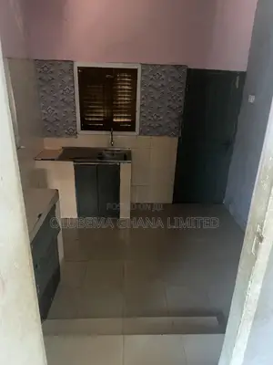 1bdrm Apartment in Afoko Foto for rent