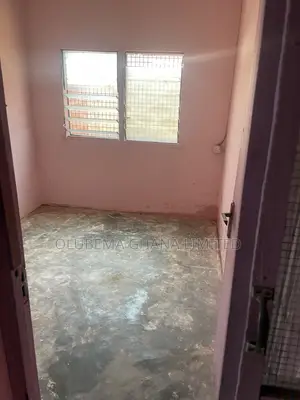 1bdrm Apartment in Afoko Foto for rent