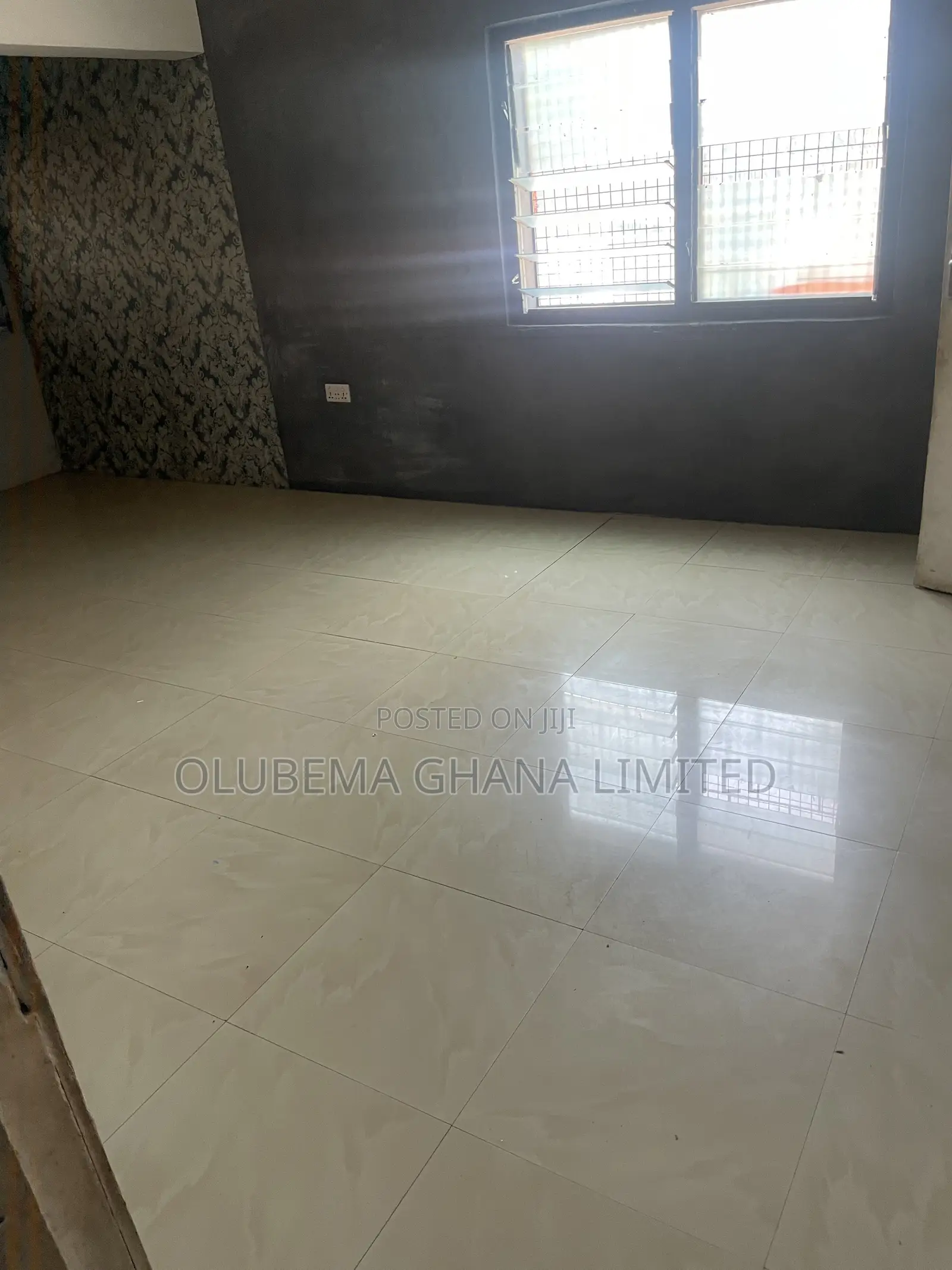 1bdrm Apartment in Afoko Foto for rent