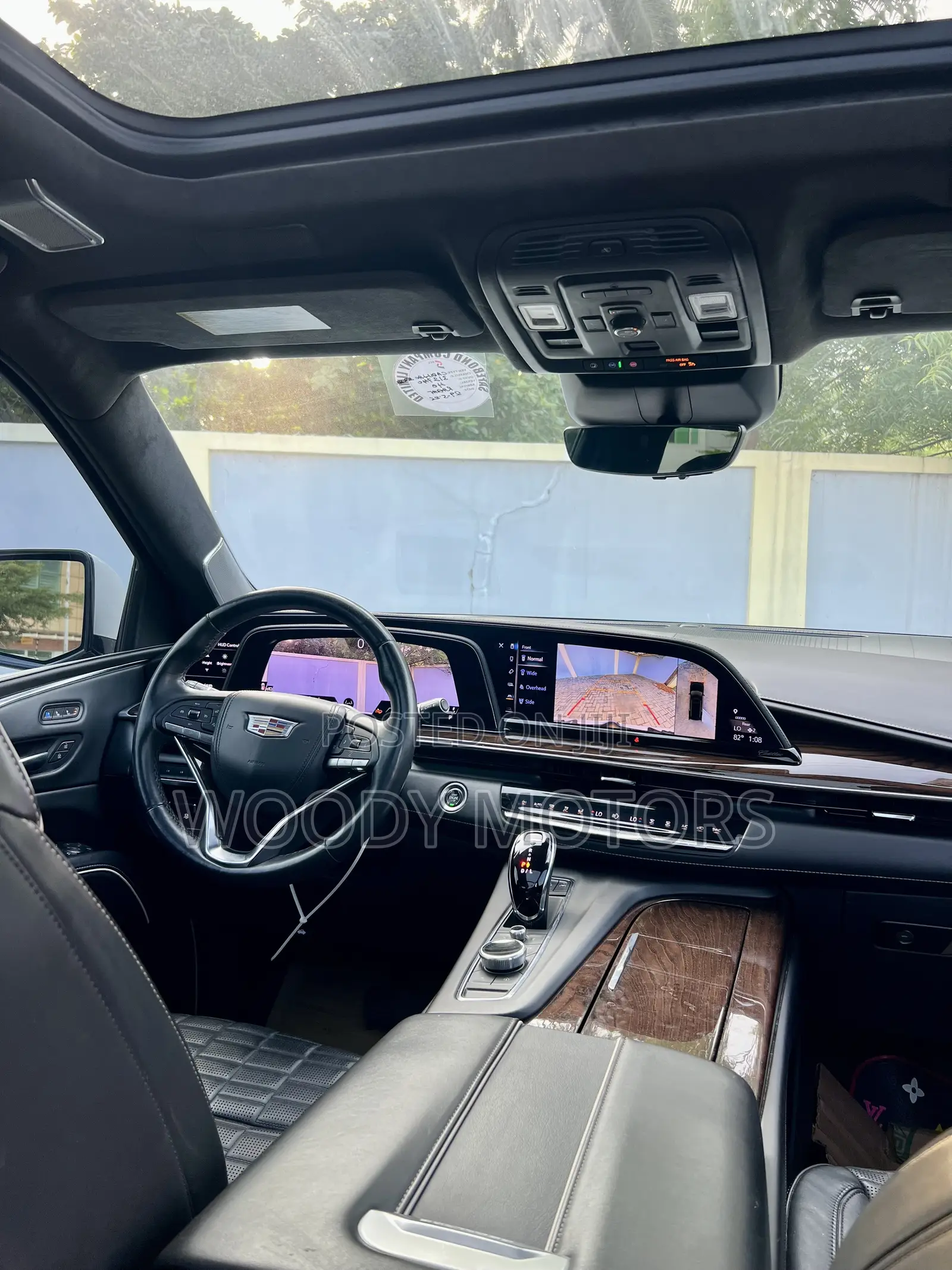 Cadillac Escalade 2022 White