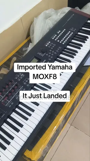 Yamaha MOXF8 Piano Keyboard