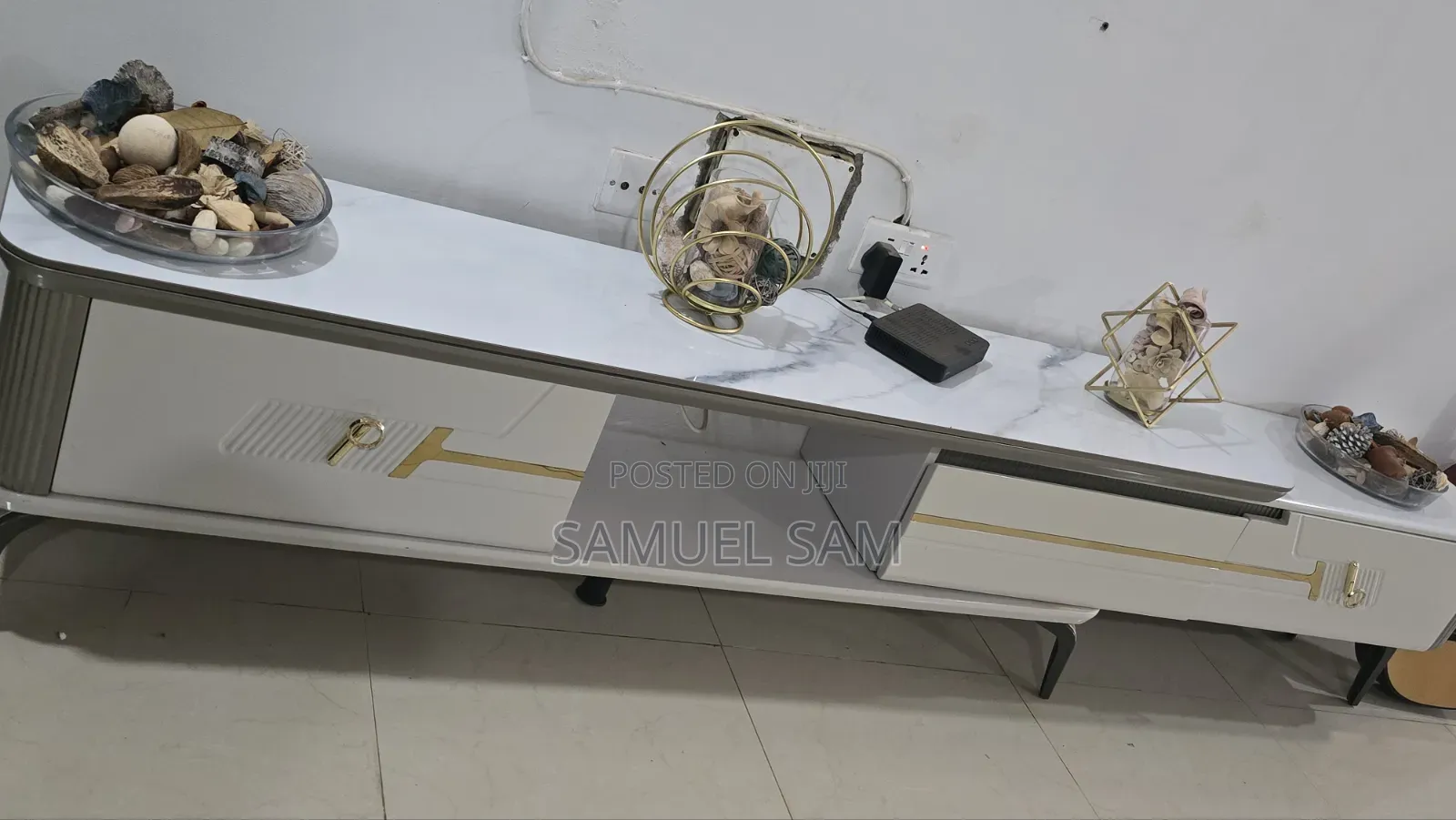 Foreign TV Stand