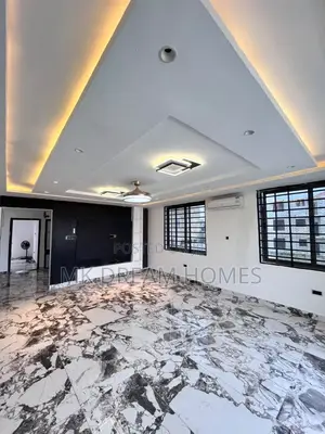 4bdrm House in Lake Side Estate for sale