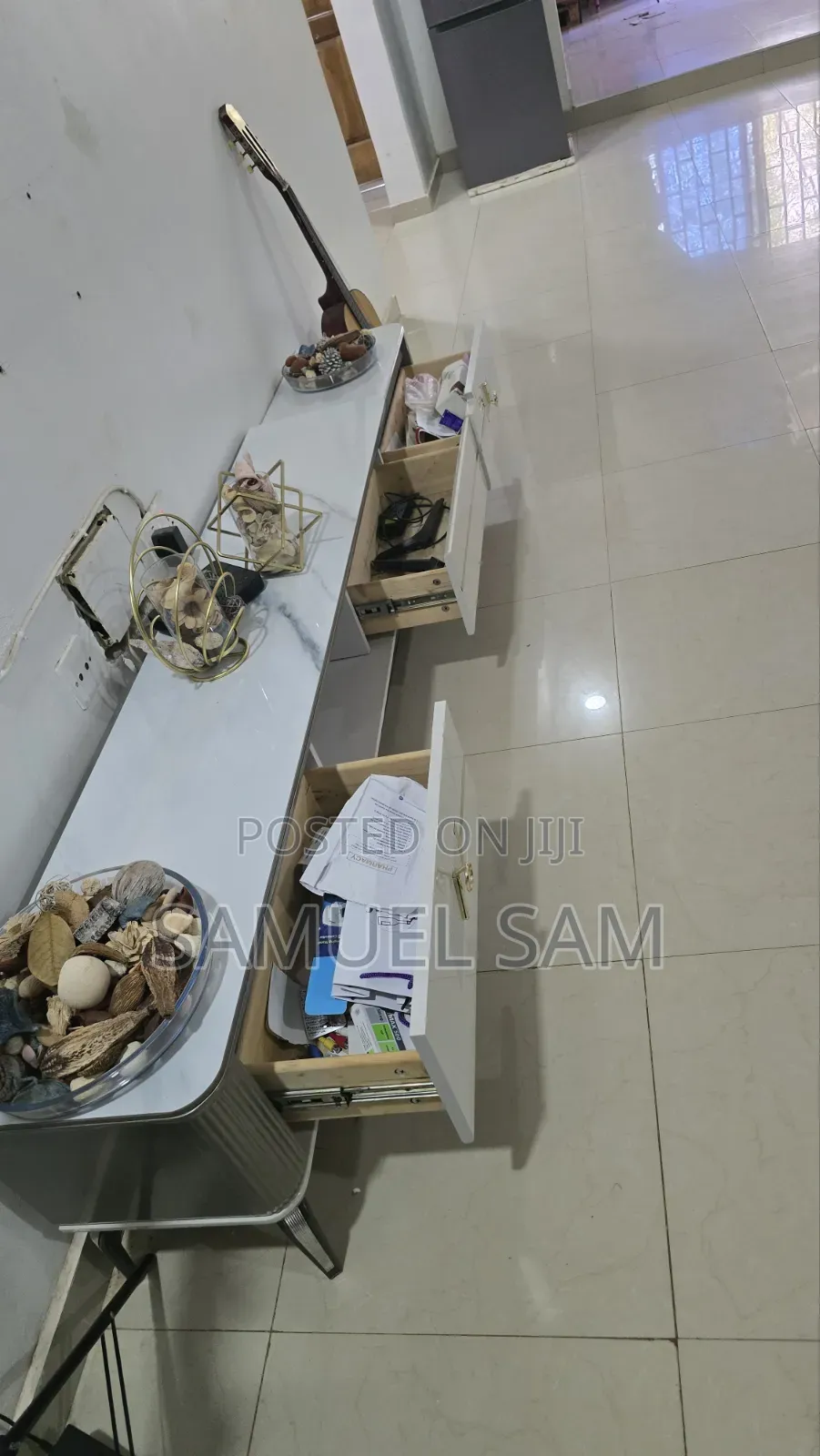 Foreign TV Stand