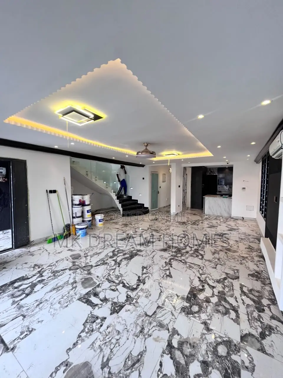 4bdrm House in Lake Side Estate for sale