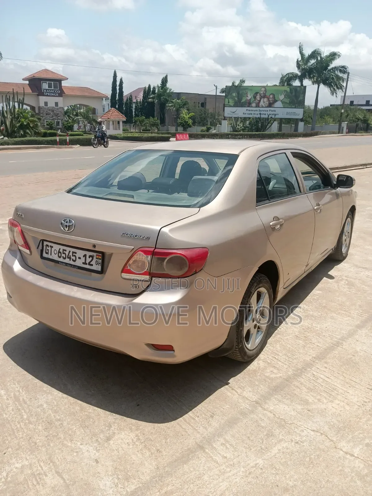 Toyota Corolla 2012 Brown